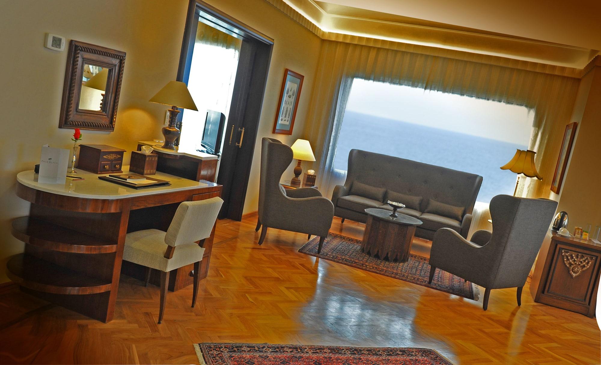 Warwick Palm Beach Hotel ベイルート エクステリア 写真