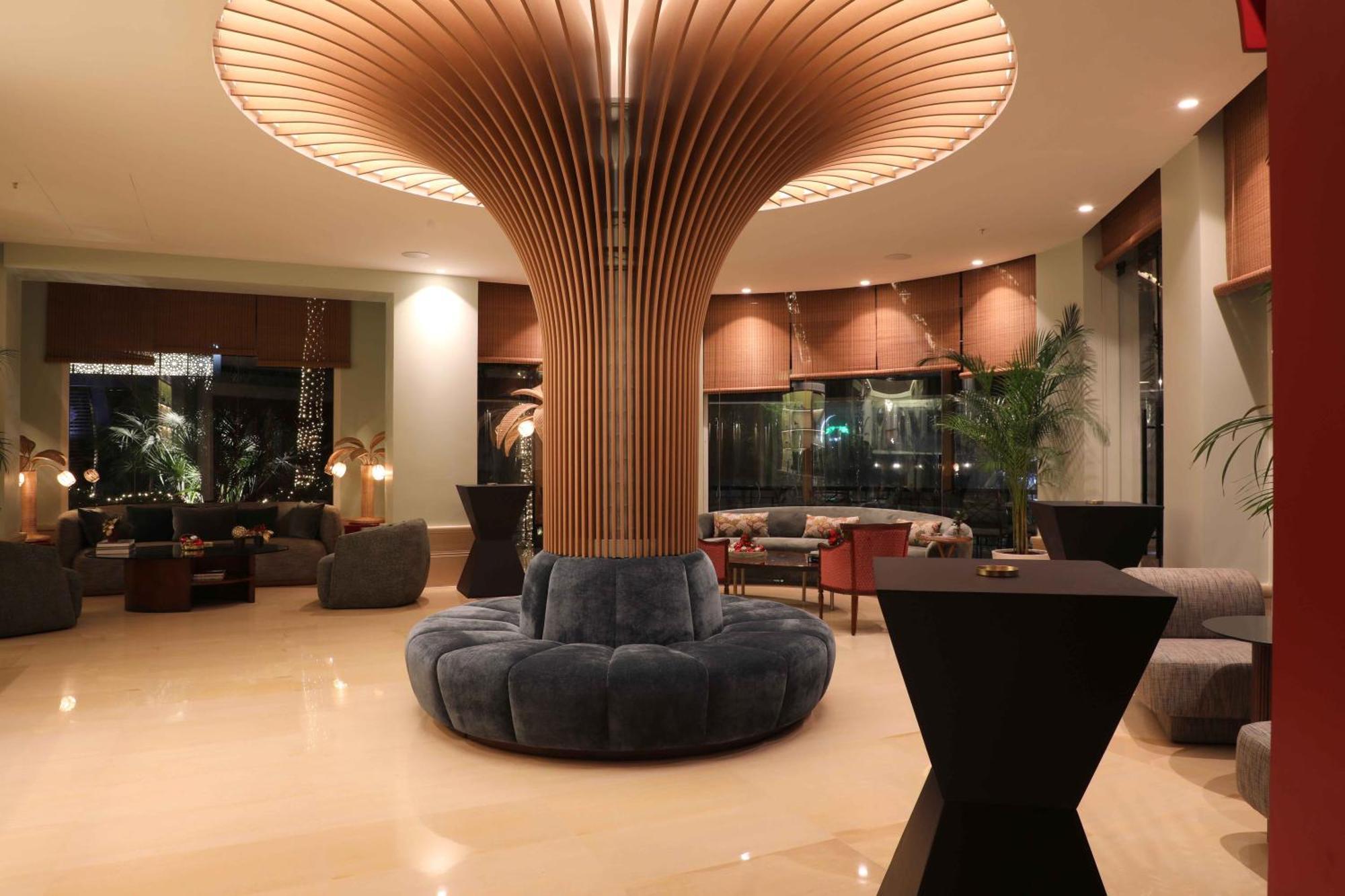 Warwick Palm Beach Hotel ベイルート エクステリア 写真